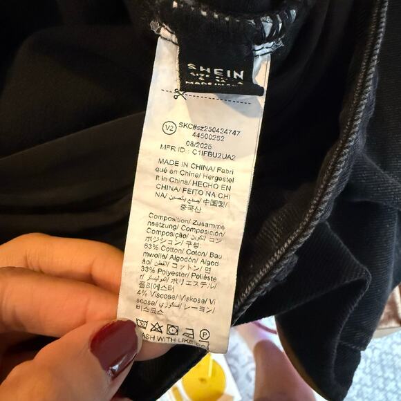 SHEIN Maternity Straight Leg Black Jeans Distressed Ankle Over Belly Size Small - Picture 6 of 6